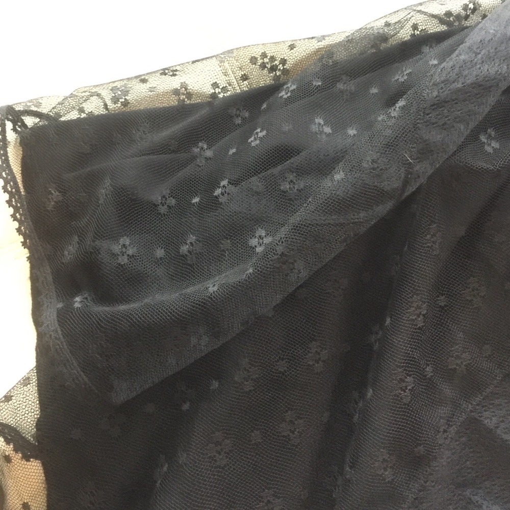 NWOT gorgeous skirt - Picture 2 of 4